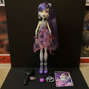 Mattel Monster High Dot Dead Gorgeous Spectra Vondergeist Doll